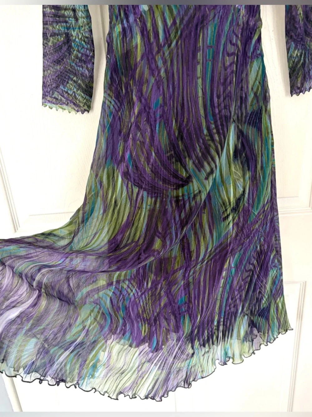 Komarov Part Dress Midi 3/4 Sleeve Charmeuse Dress Purple Green size Small - Picture 4 of 16